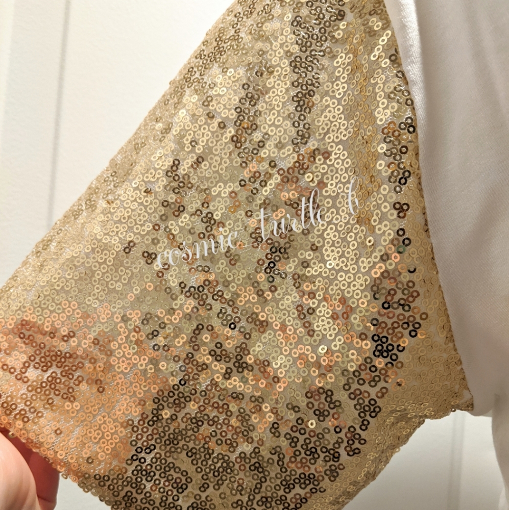 New Sparkling Gold Sequin V Neck Casual T-shirt - Picture 4 of 10